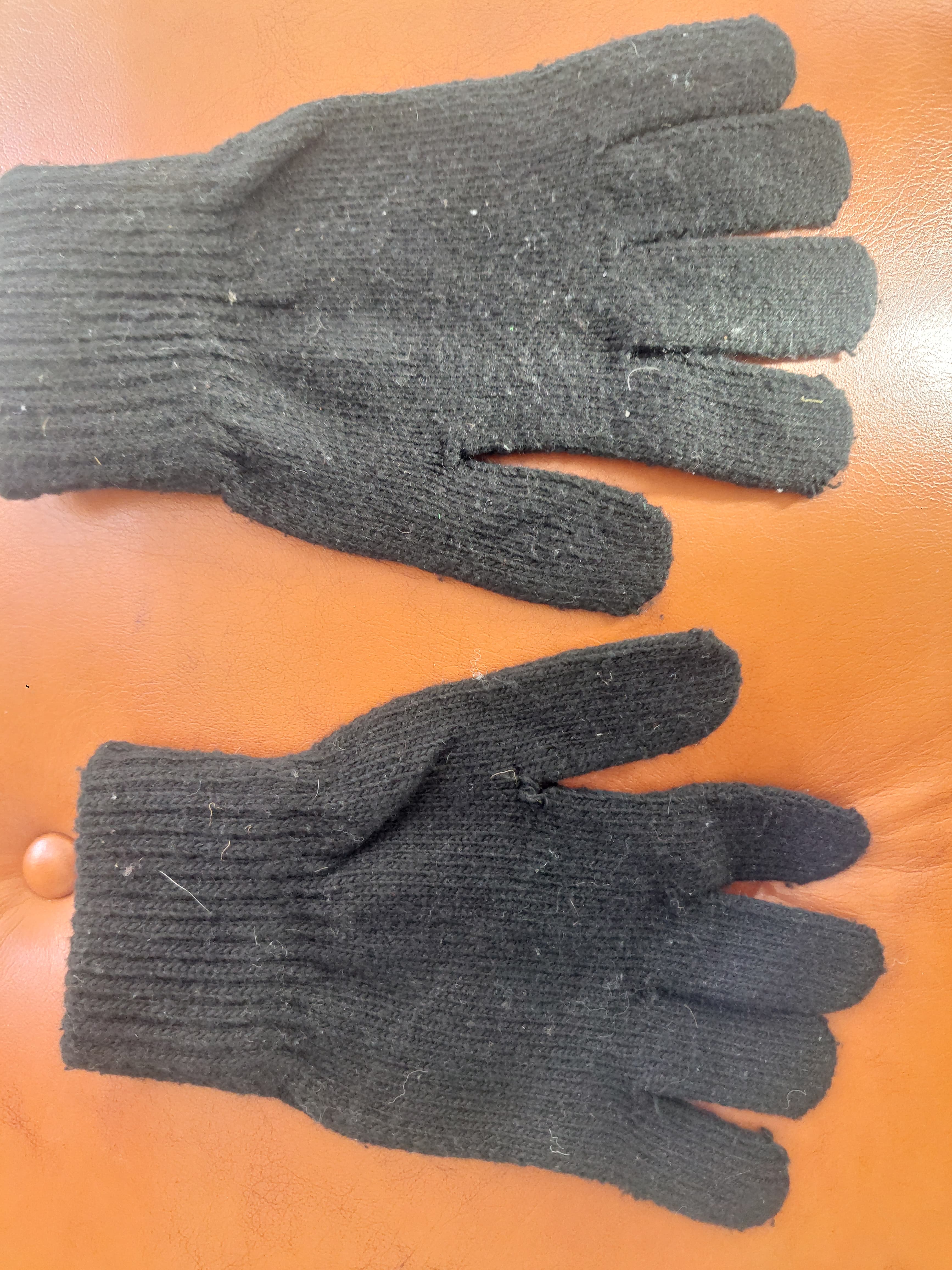 gants noirs